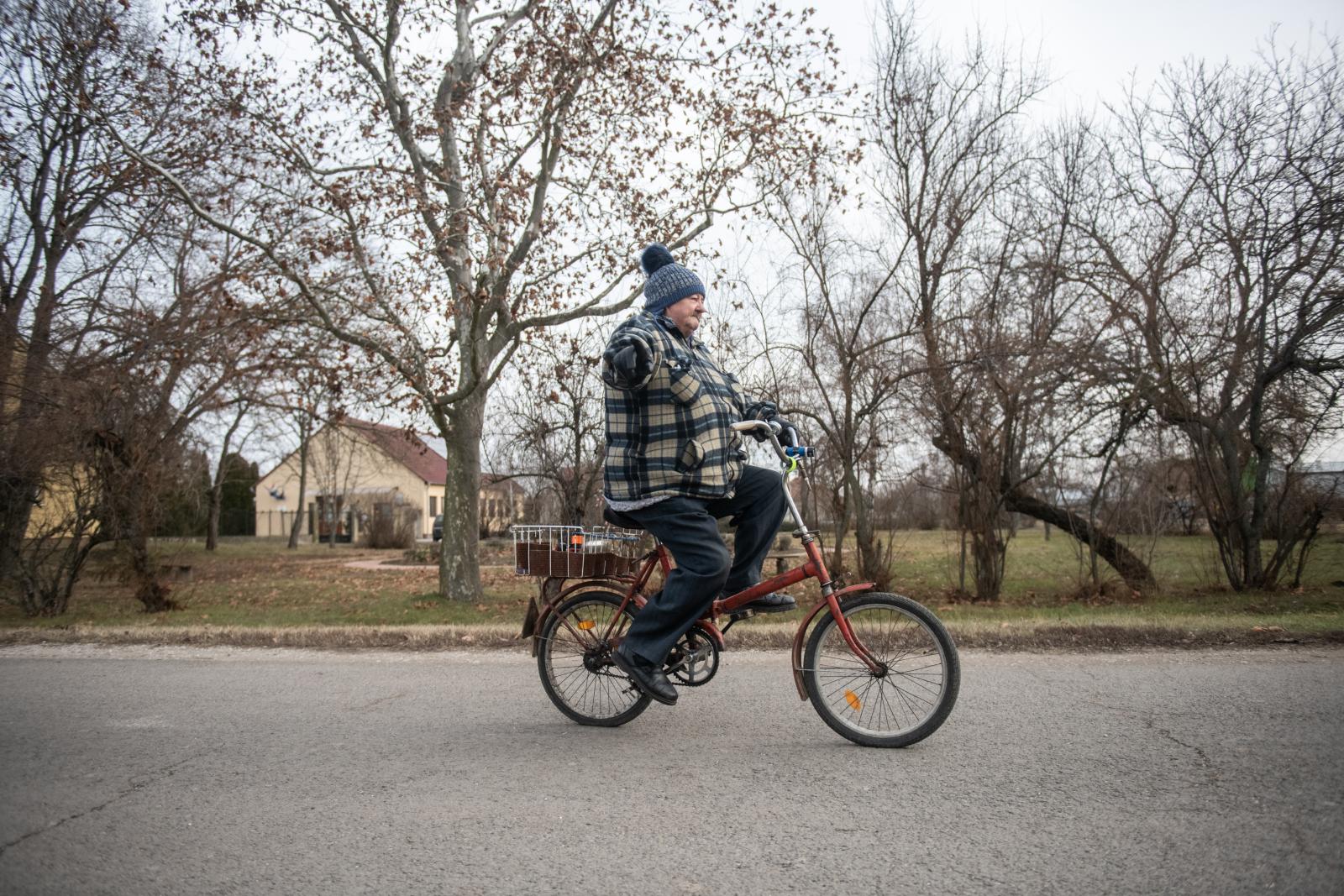 Ha csak a legszükségesebbért mennek el a nyugdíjasok a boltba, akkor is ott marad 3-4 ezer forintjuk