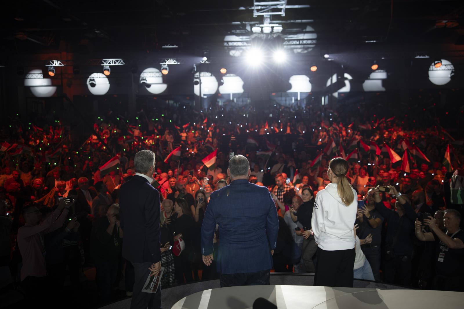 A Tisza Párt országjáró rendezvénye Győrben november 15-én 