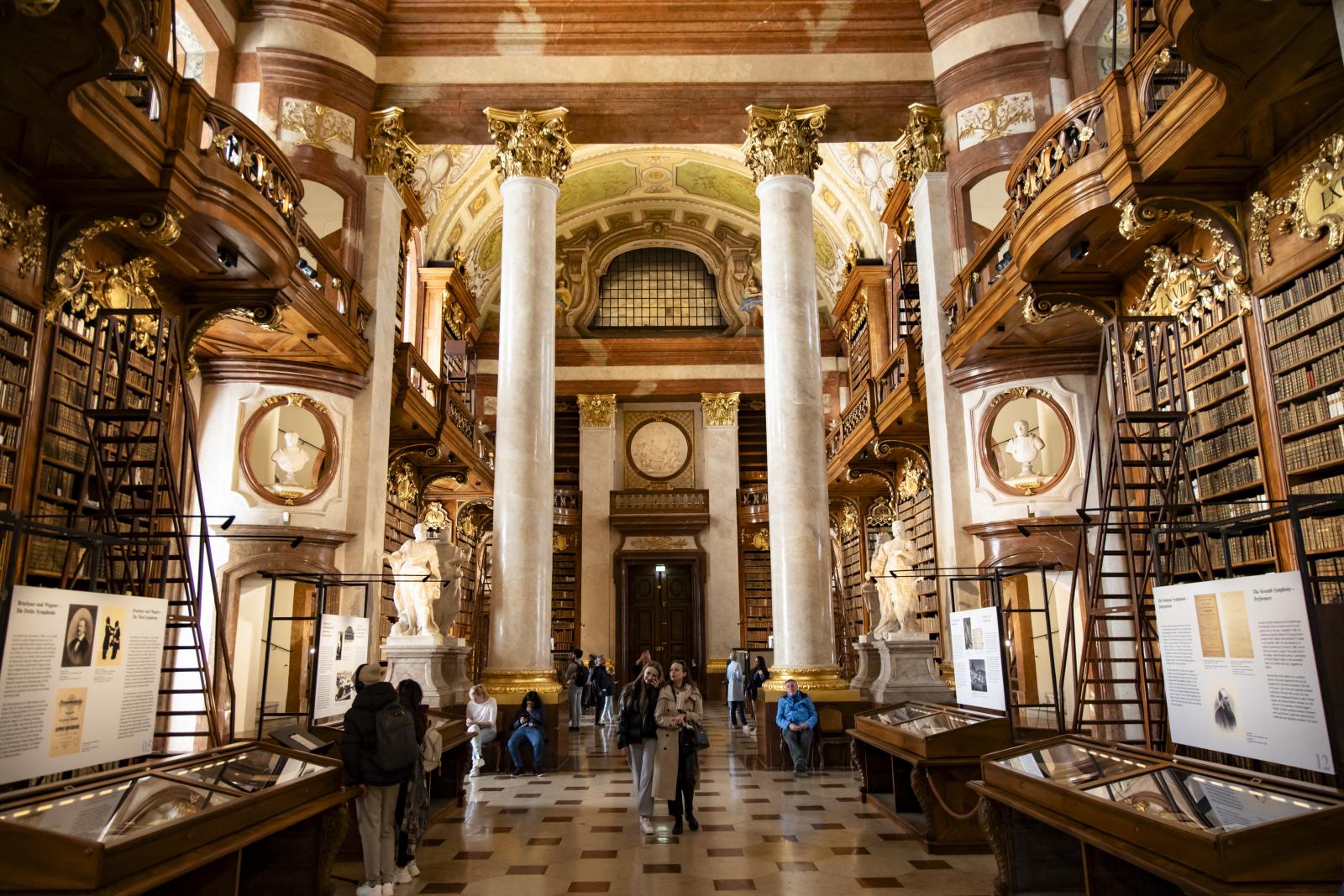 A bécsi Osztrák Nemzeti Könyvtár ad helyet a Nobel-díjas Krasznahorkai László irodalmi hagyatékának
