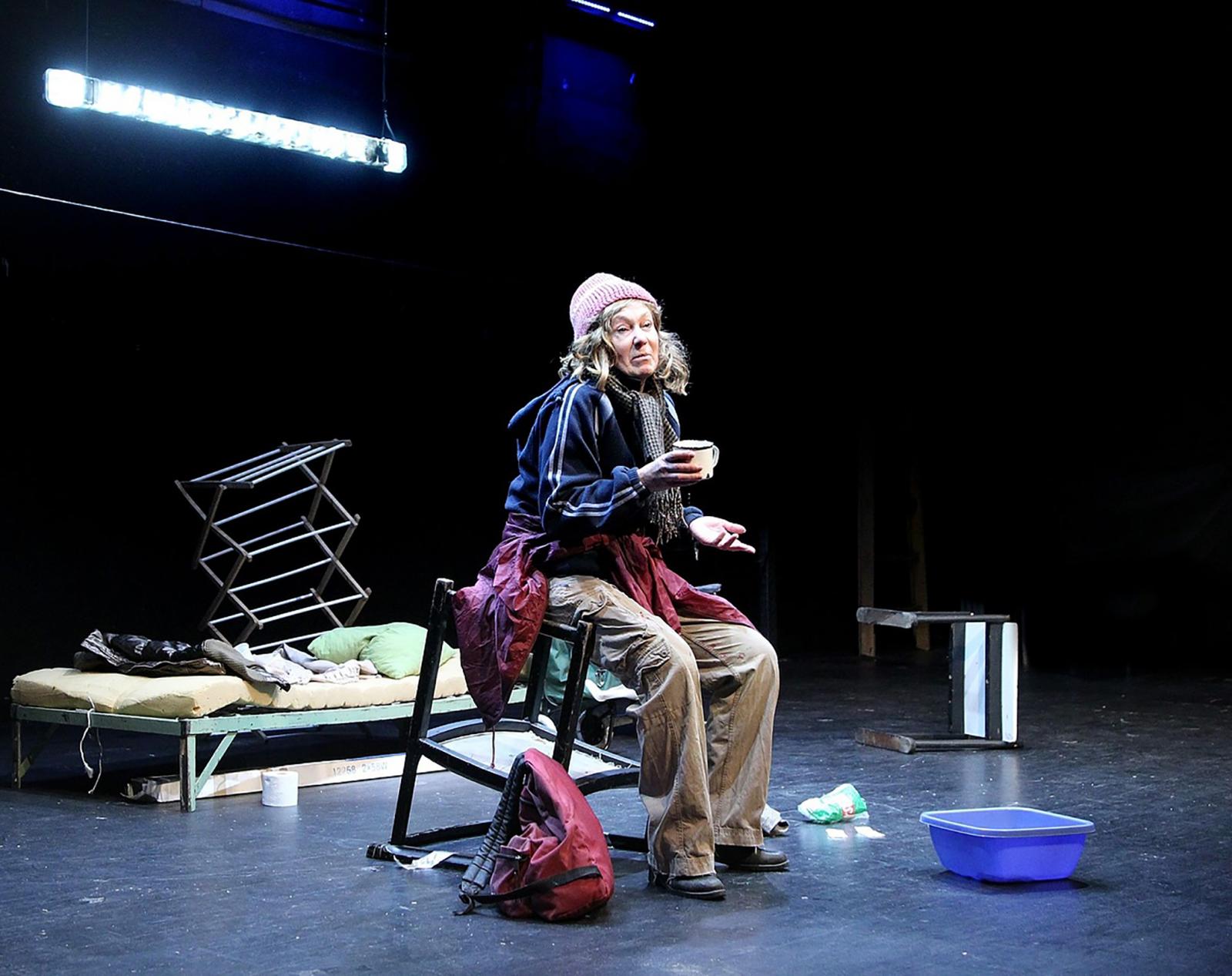 Szalai Kriszta a Maradjunk annyiban című előadáson