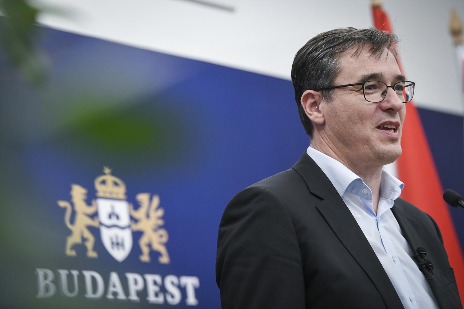 Karácsony Gergely főpolgármestert a budapestiek 50 százaléka tartja „kifejezetten” vagy „inkább” rokonszenvesnek