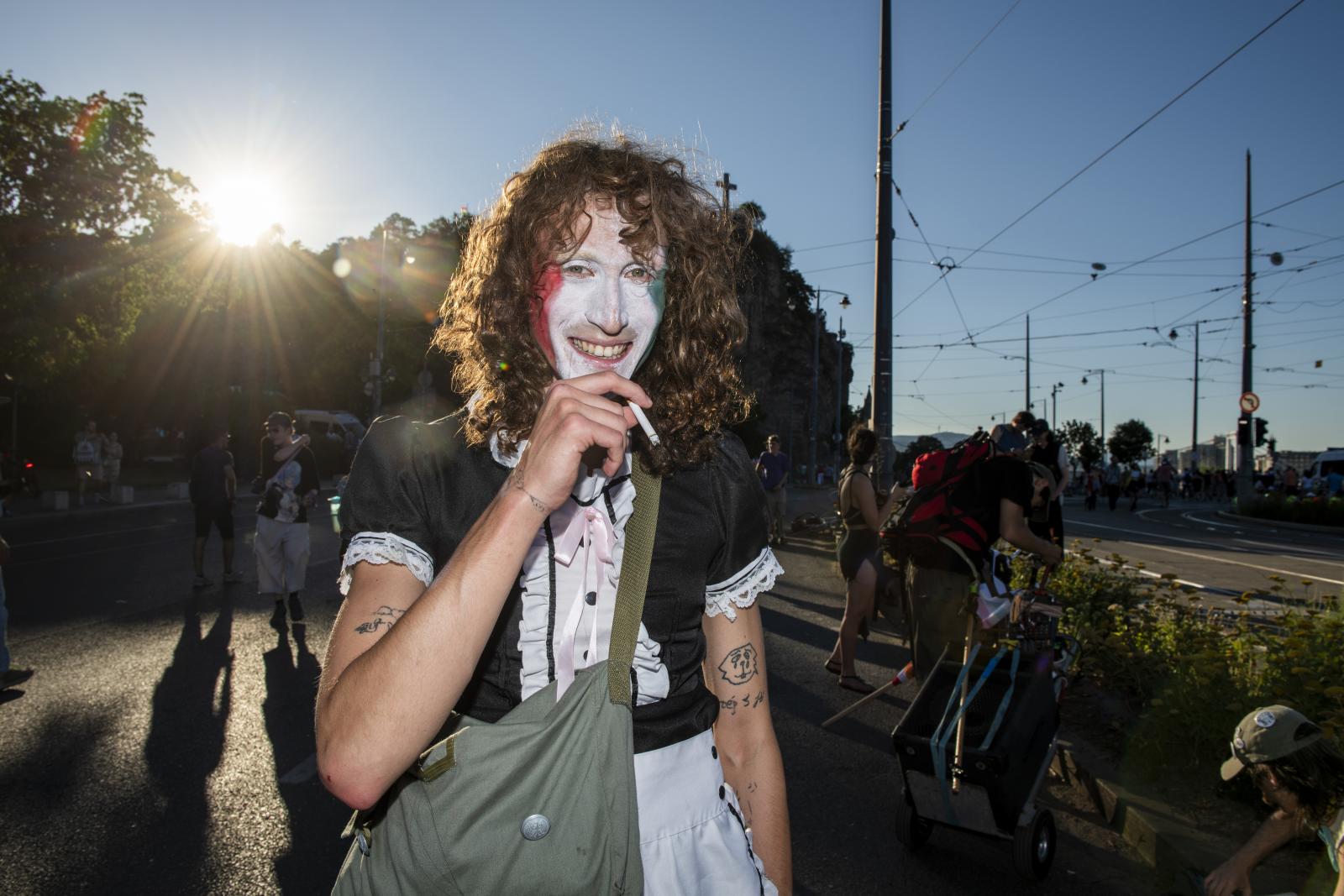 Riport a Van helyed alapítványnál április 3-án.