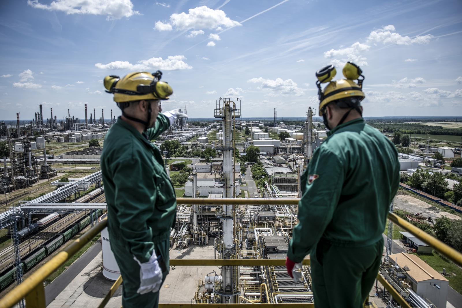 A stratégiai készlethez kellett nyúlni a Barátság leállása miatt