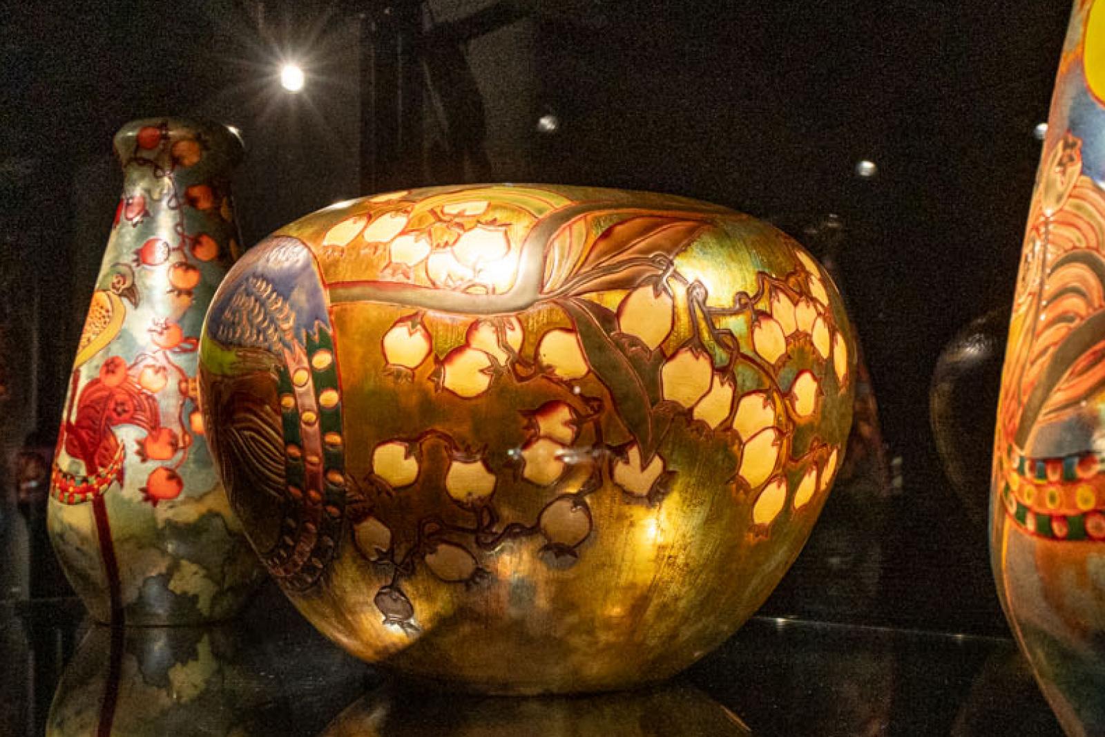 Ma már szinte lehetetlen kivételes, de akár közepes Zsolnay kerámiákhoz hozzájutni