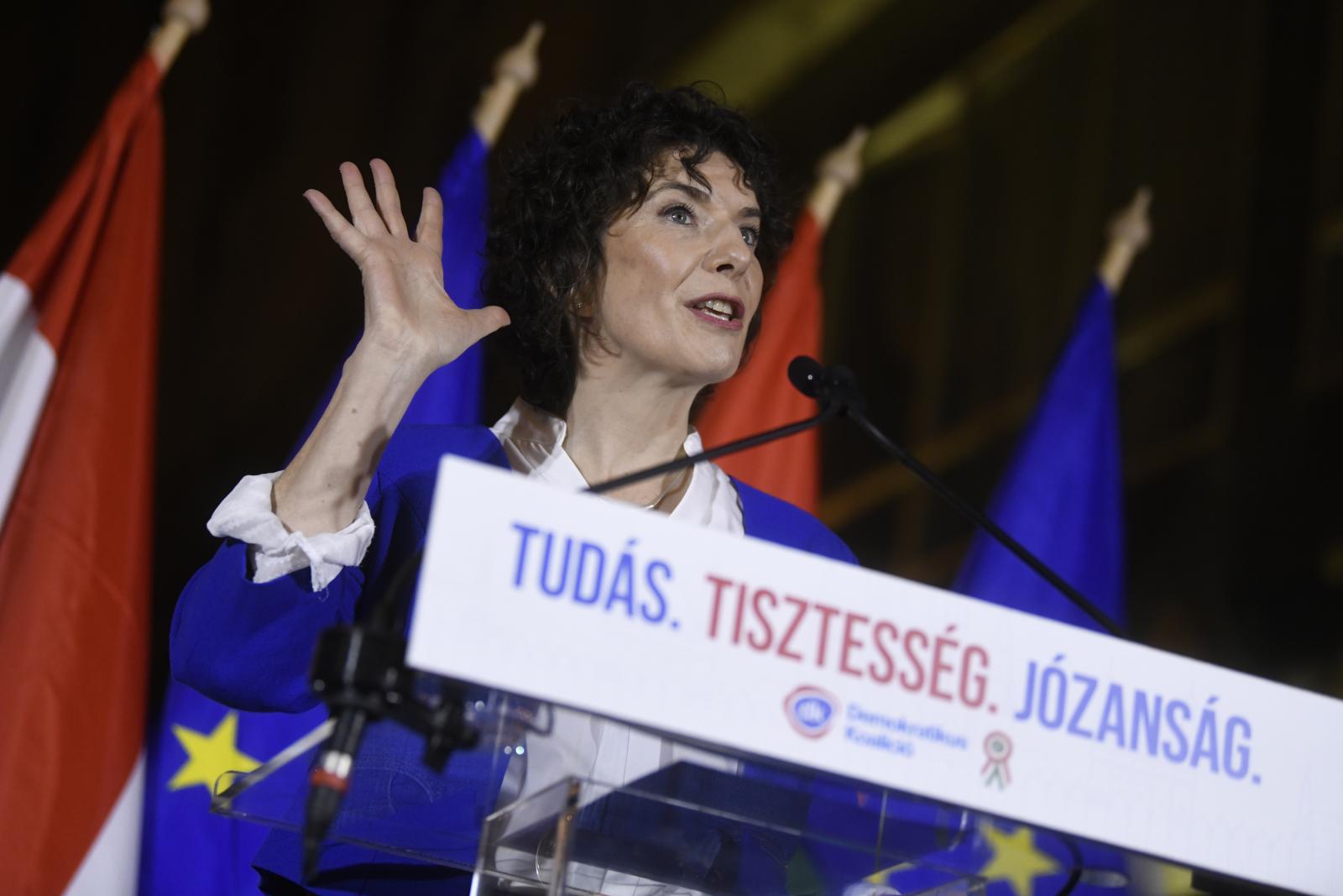 Dobrev Klára a Demokratikus Koalíció ünnepi felvonulásán március 14-én