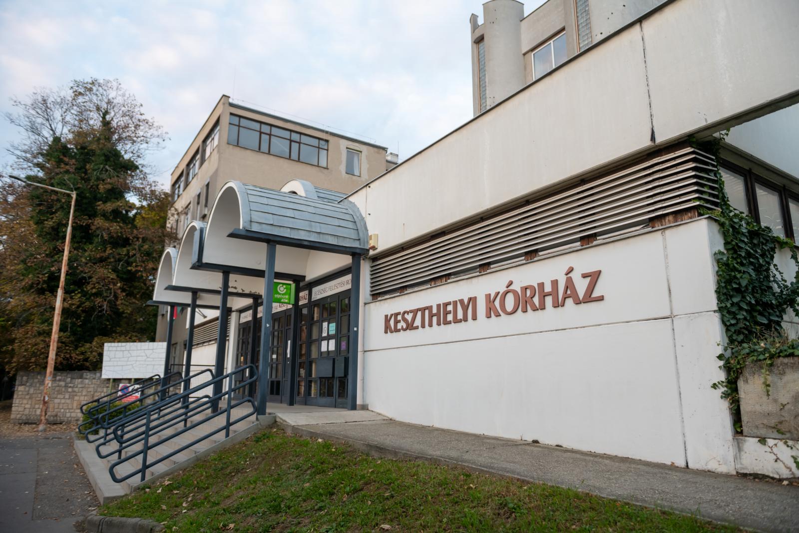 A legégetőbb feladat a helyi kórház és egészségügyi alapellátás normális kialakítása és működtetése − mondta a keszthelyi polgármester