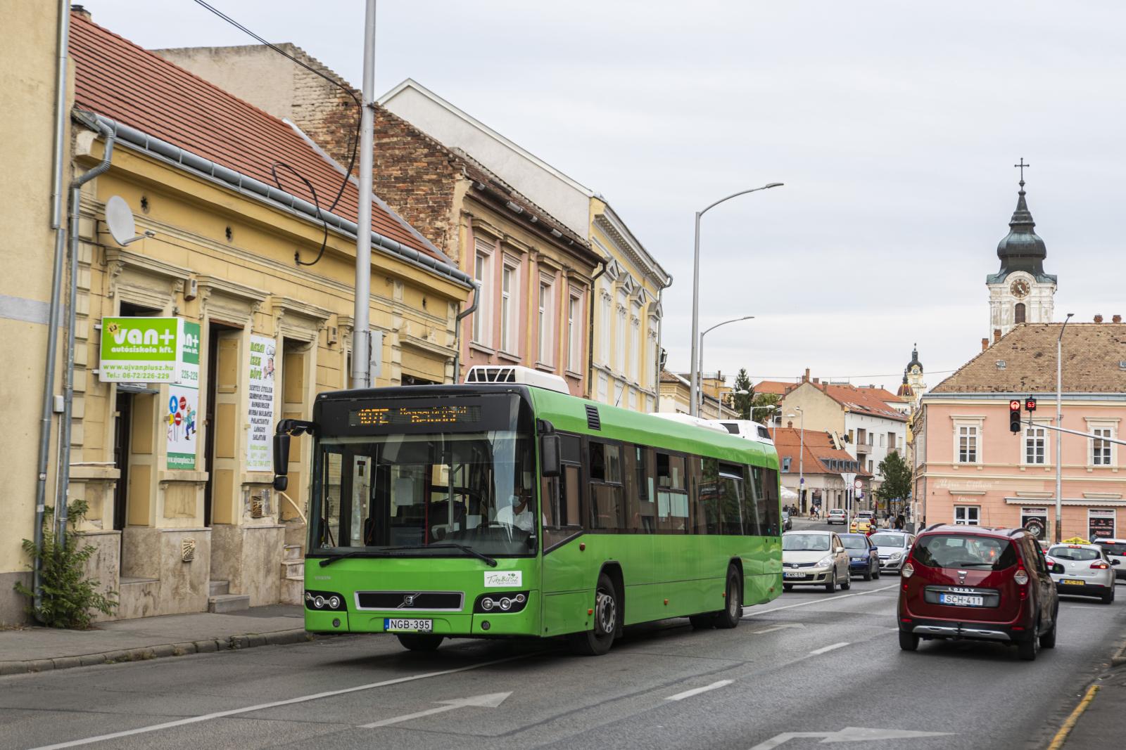 Busz Pécsett. Újra nyomoz a rendőrség