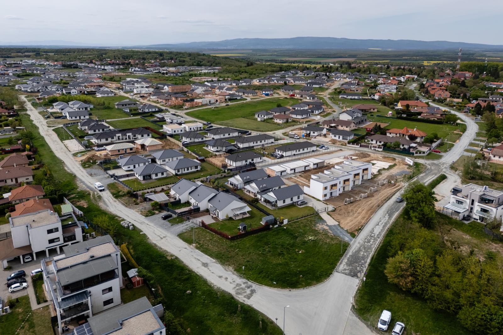 Szombathely családi házas övezet. (Az Olad-városrészben egészségkárosító azbeszt jelent meg)