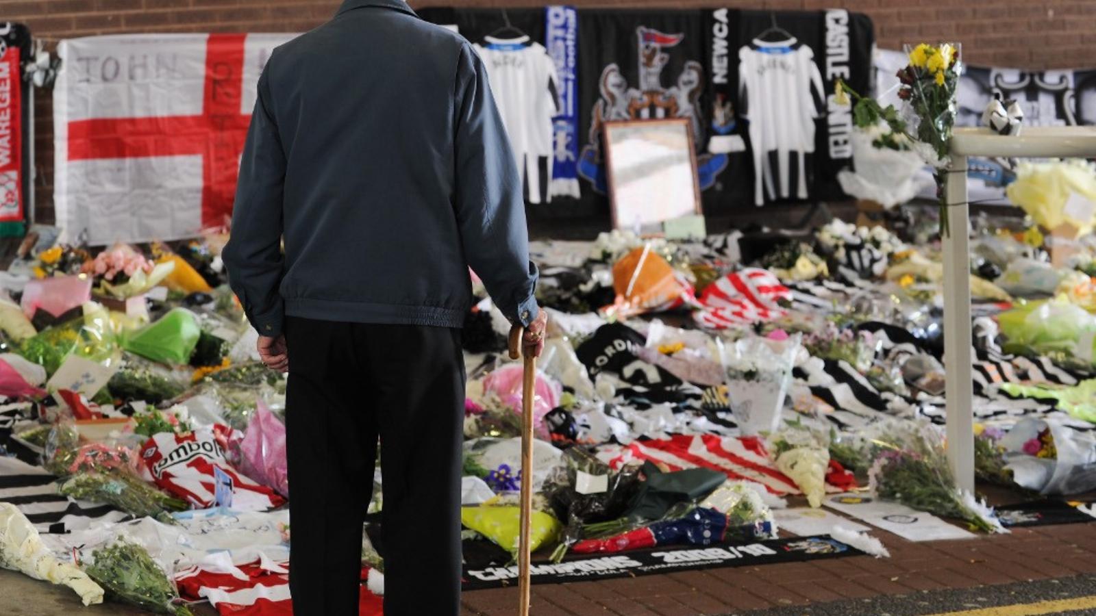 A lelőtt maláj gép két brit áldozatára emlékeztek tegnap Newcastle-ban FOTÓ: EUROPRESS/GETTY IMAGES/IAN FORSYTH