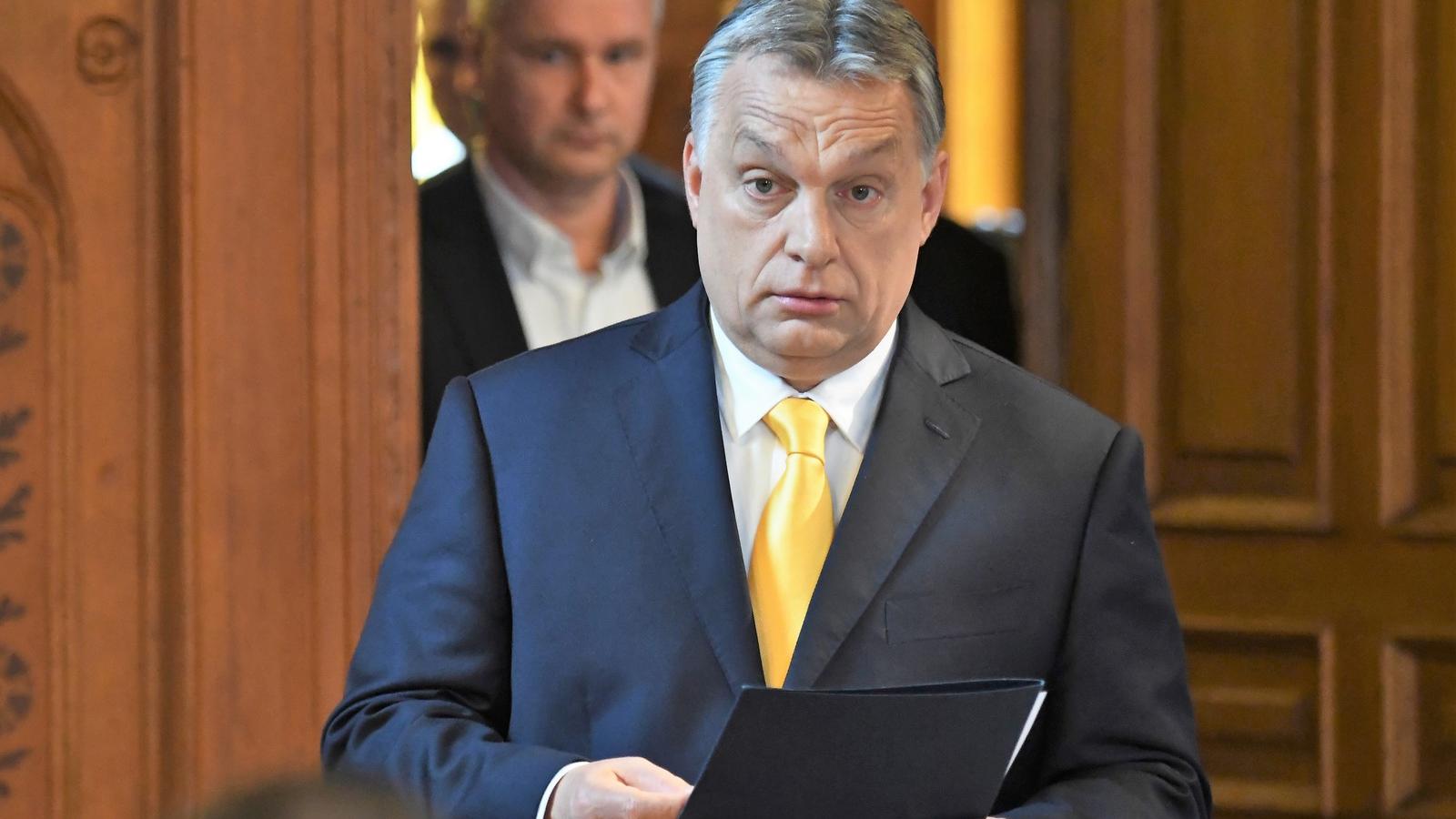 Orbán Viktort ki akarták tüntetni, de épp más dolga akadt