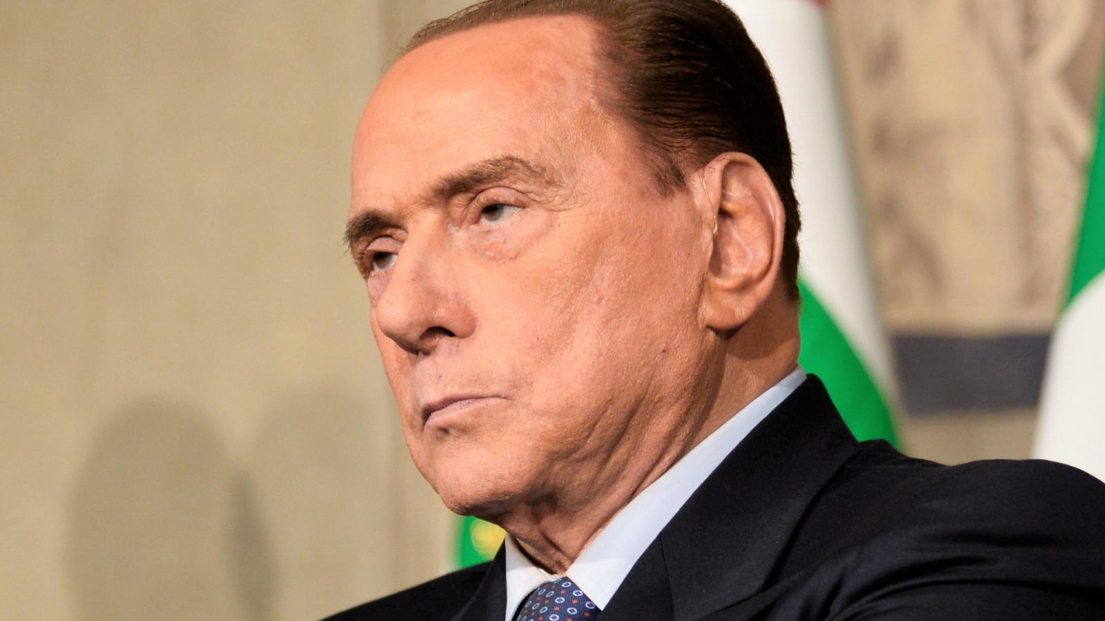 Silvio Berlusconi népszerűségének hanyatlásával pártja is elindult a lejtőn