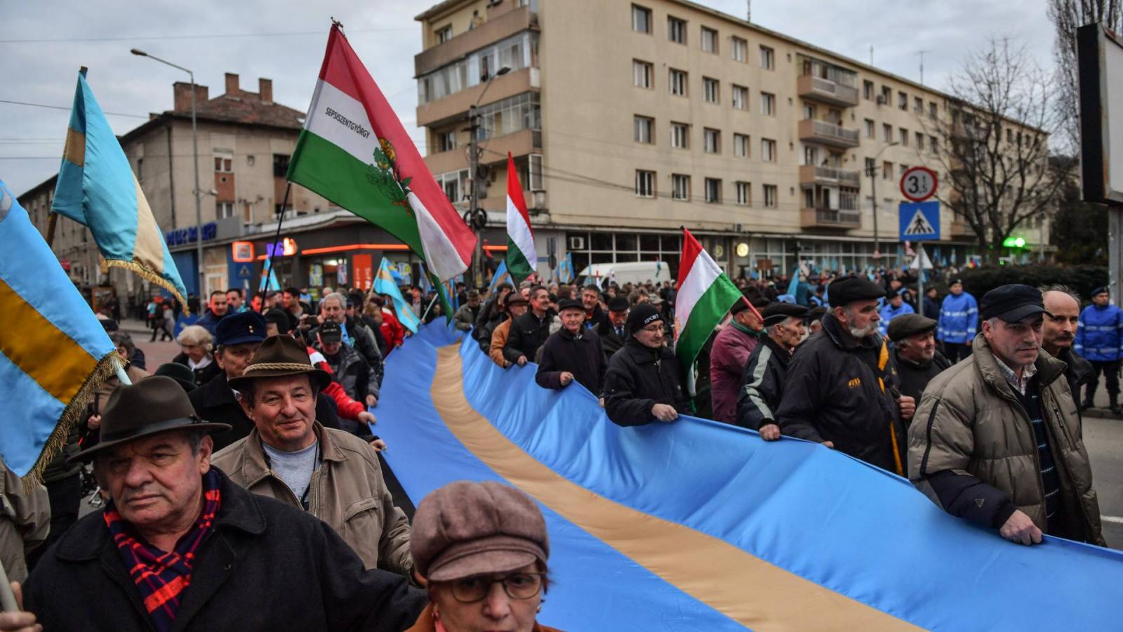 Székely zászló a 2018-as székelyek napján Marosvásárhelyen