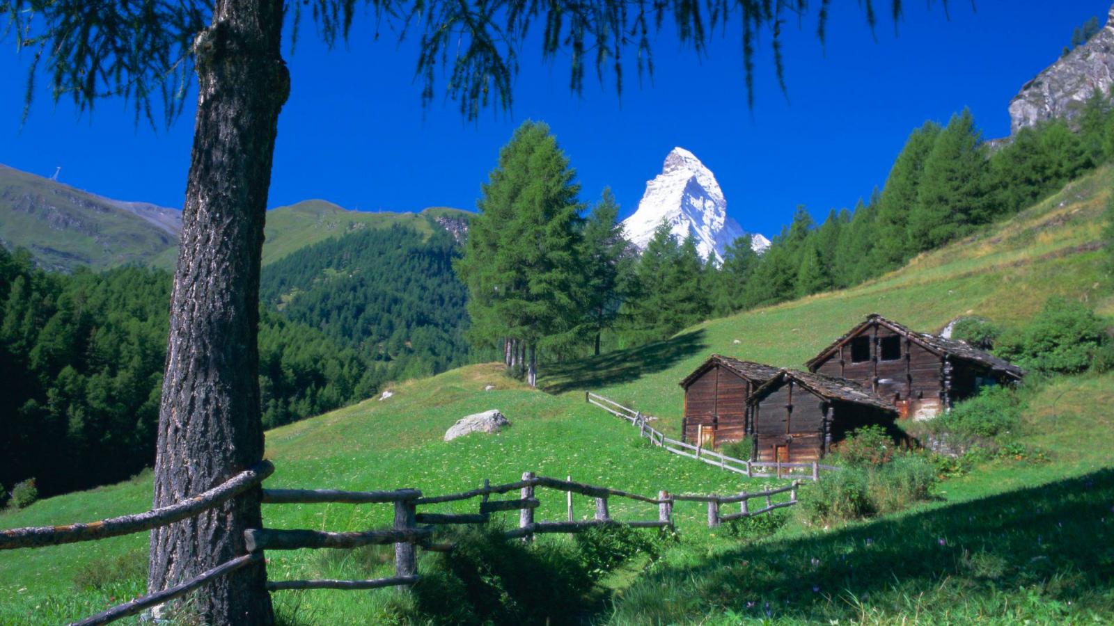 Wallis, háttérben a Matterhorn