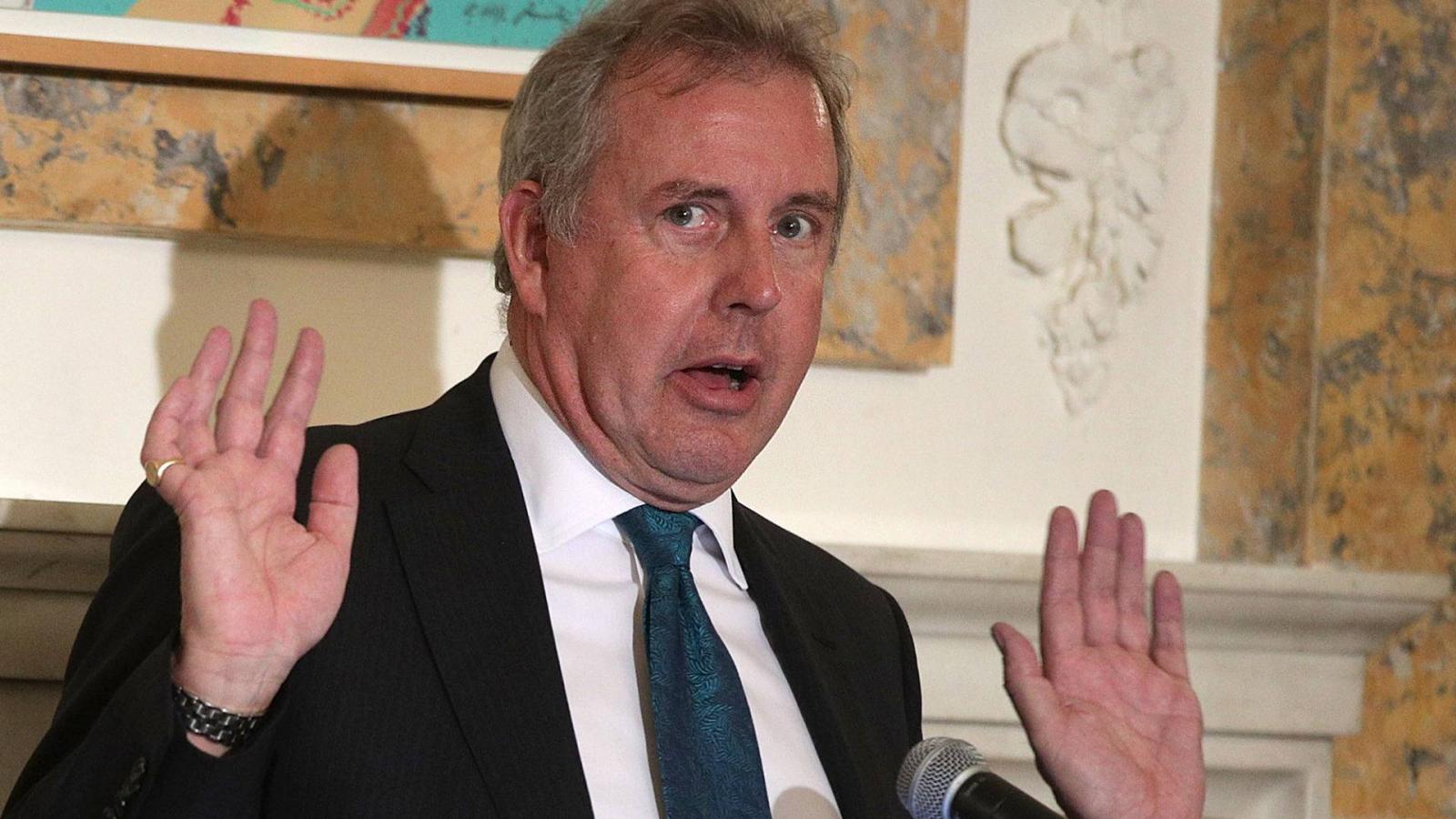 Kim Darroch lemondott pozíciójáról