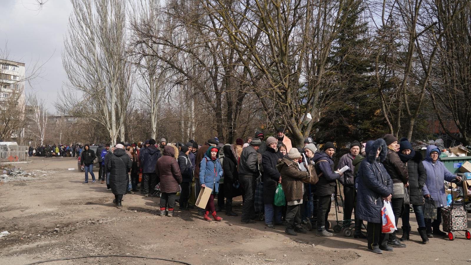 Sok ezren várják még mindig a
kimenekítést az ostromlott Mariupolból