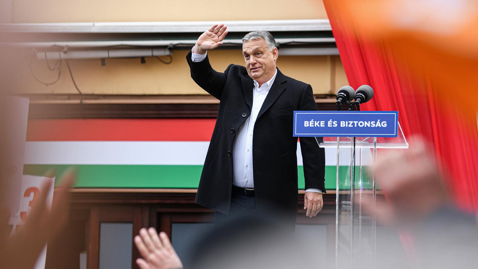 Orbán Viktor békét ígér a híveinek