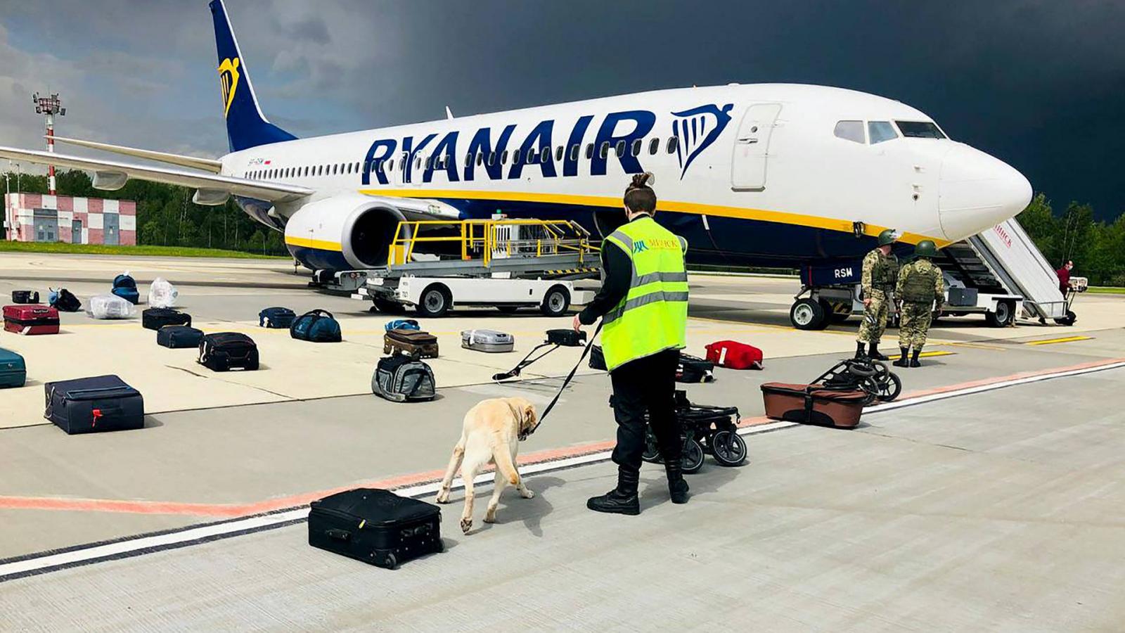 A veszteglő Ryanair gép