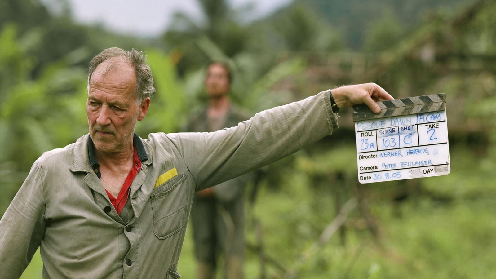 Werner Herzog a Hajnali mentőakció forgatásán