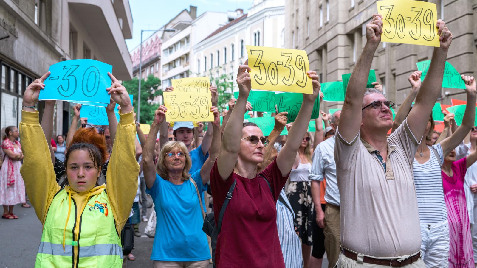 Sokszor voltak sokan, de akadtak olyan iskolák, ahol mindössze egyetlen tanár demonstrált