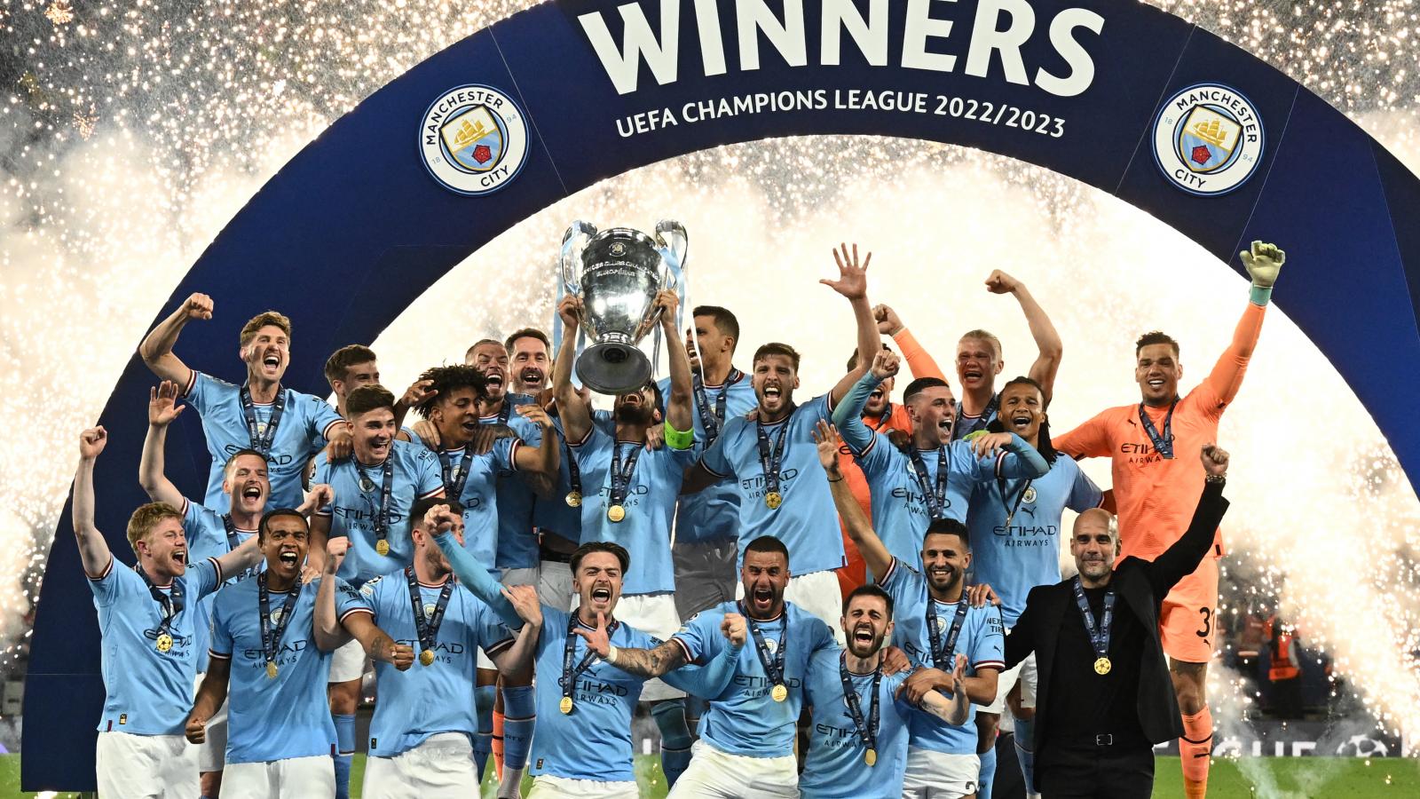 Öröm a köbön: a Manchester City először ünnepelhetett BL- vagy BEK-győzelmet