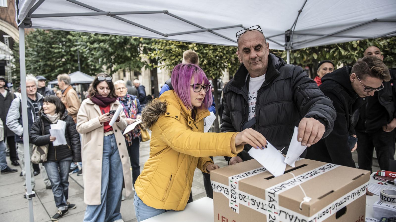 A Momentum szerint a 2019-es önkormányzati előválasztás jól működött, 2021-ben viszont nem volt célravezető egyfordulóssá tenni az egyéni jelöltek kiválasztását