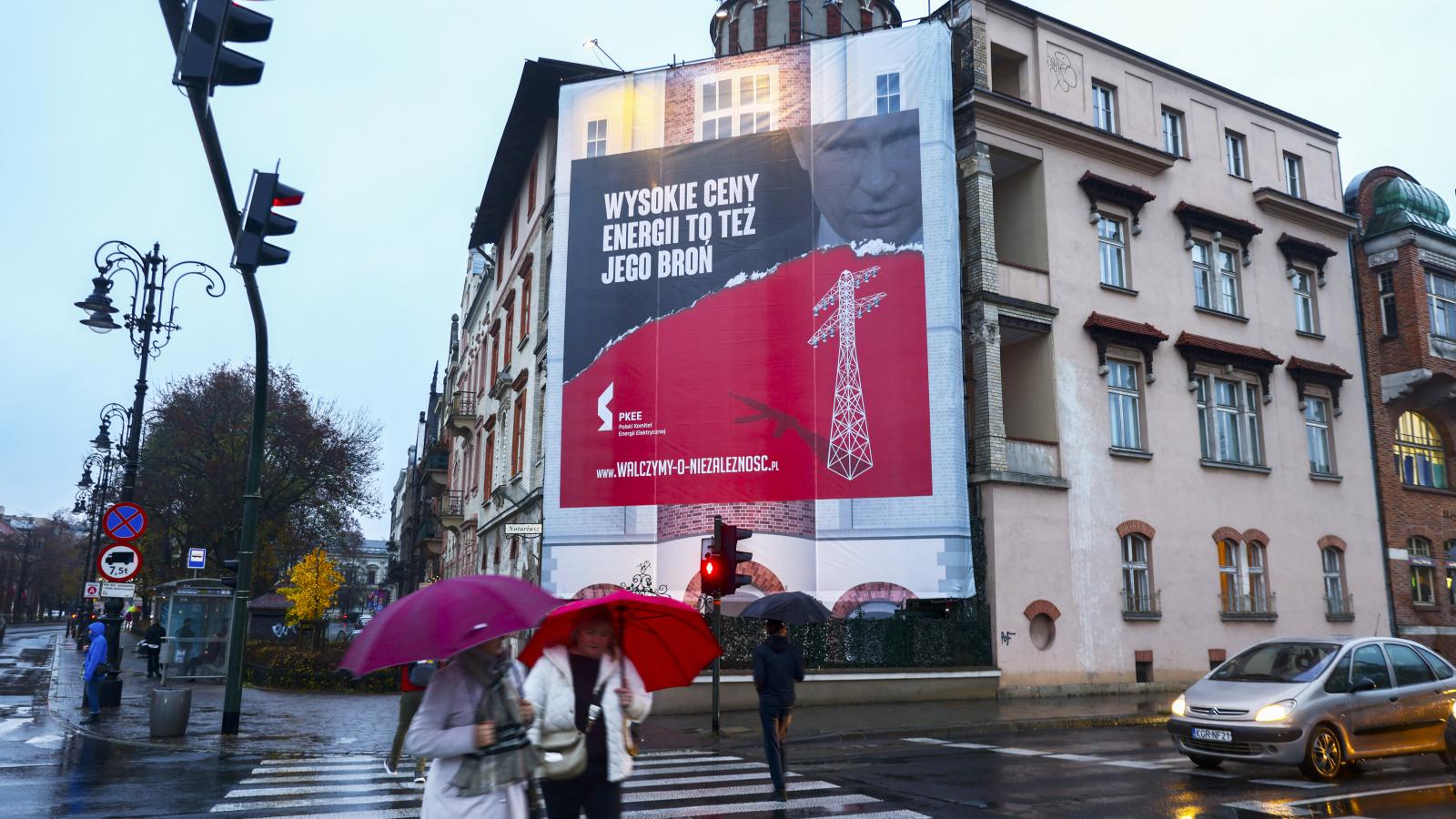 Varsó is orosz befolyásolási kísérletektől tart a voksolás közeledtével