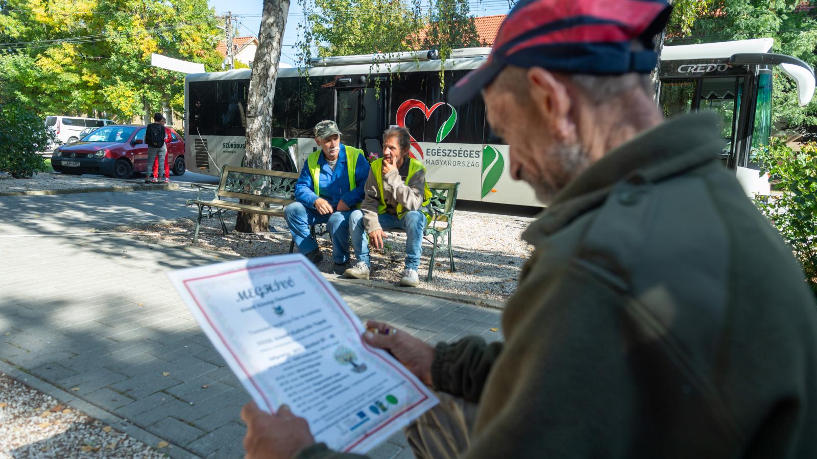 Állandó orvos nincs a faluban, de a vizsgálatokat most egy teljes napra odavitték
a helyiekhez