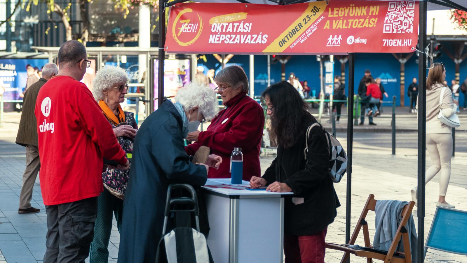 Most azért akcióznak a diákok, hogy az alternatív népszavazásnak mégis legyen foganatja