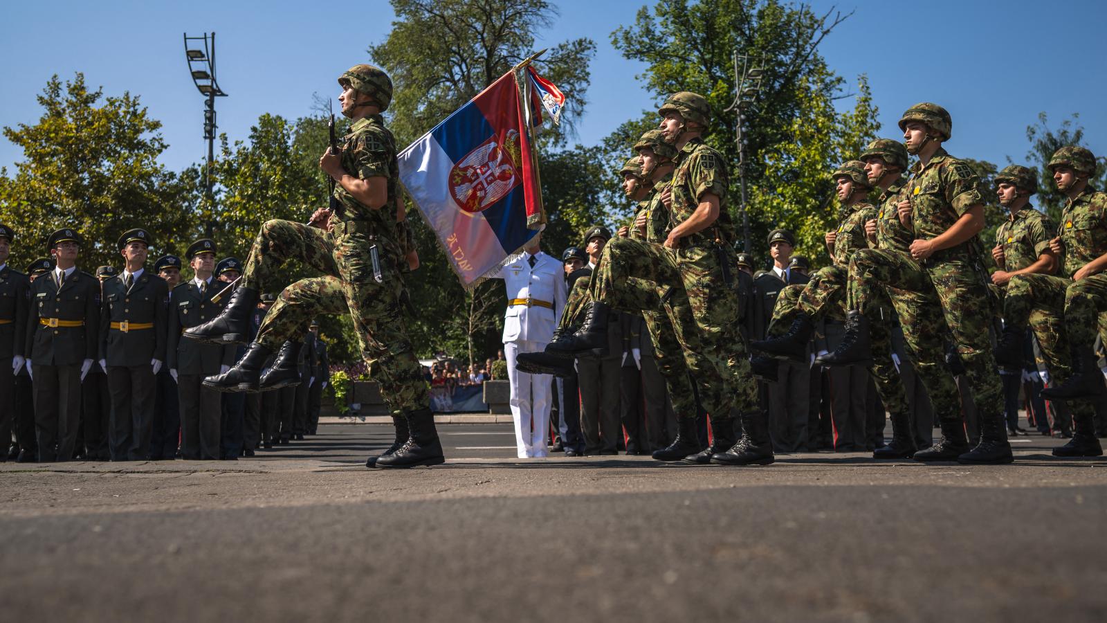 Tisztavatás Belgrádban - képünk illusztráció