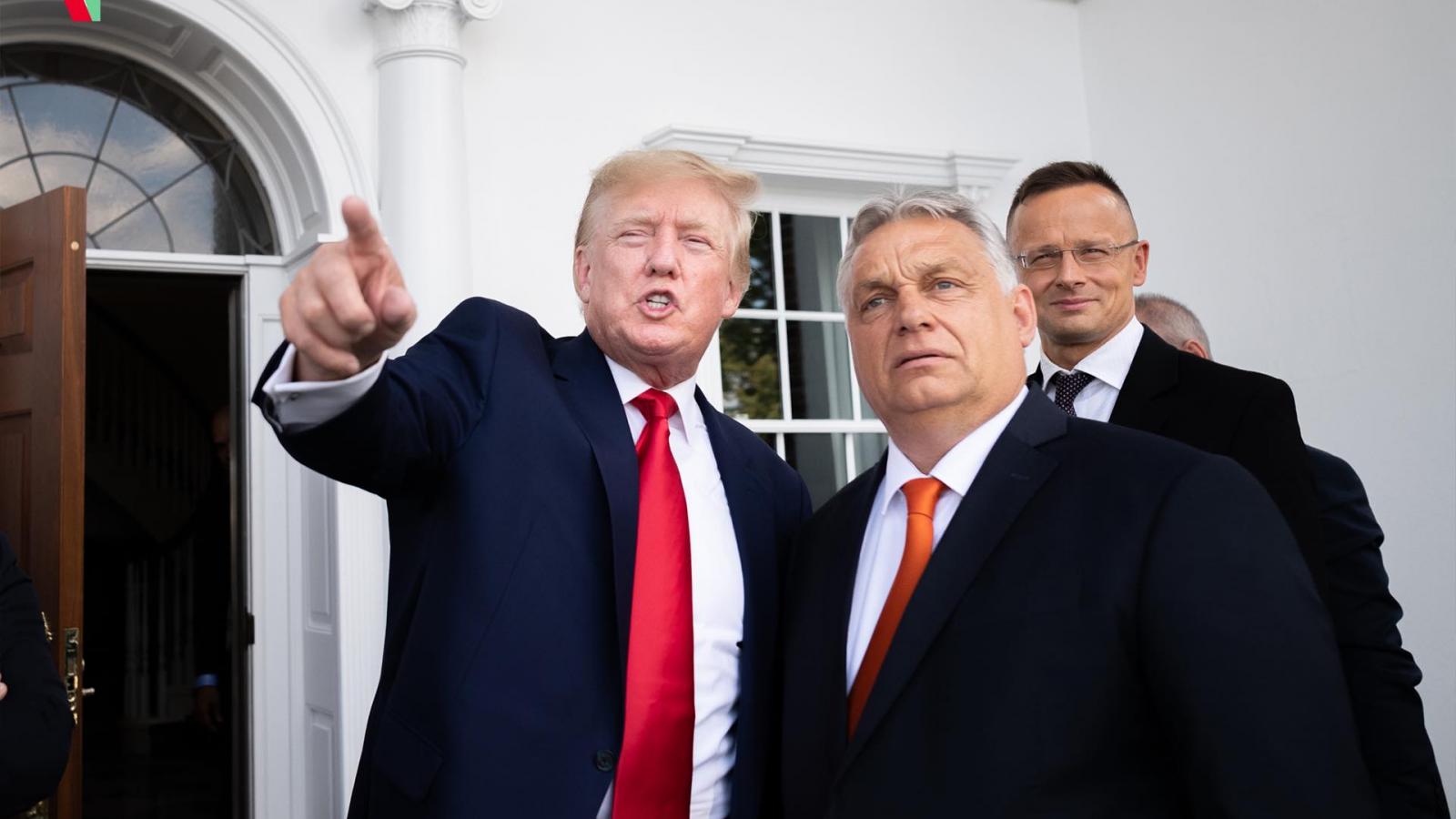 Erős emberek, ha találkoznak, Orbán Viktor korábbi amerikai útján