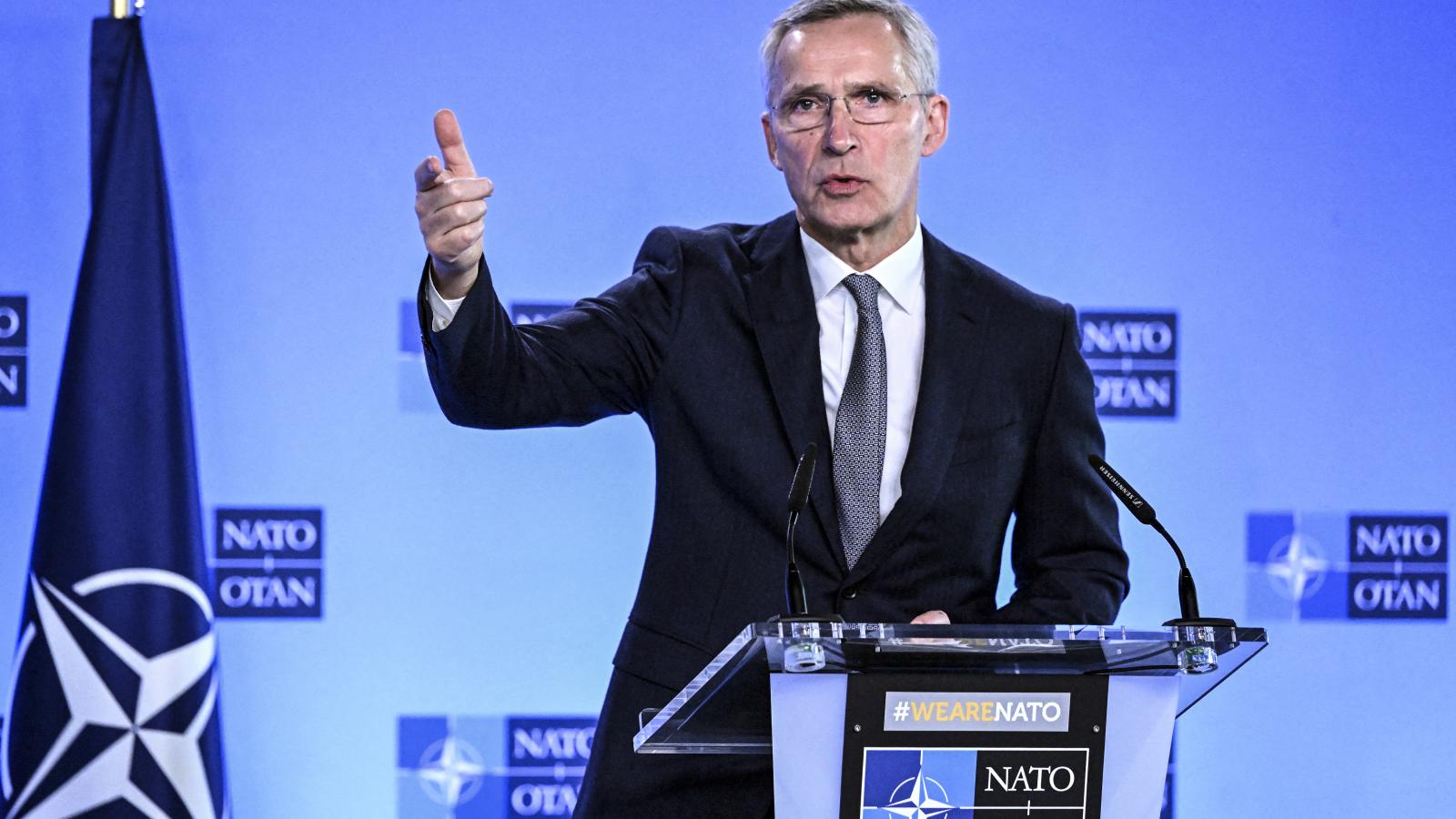 Jens Stoltenberg NATO-főtitkár arra számít, hogy a magyar parlament február végén ratifikálja a svéd NATO-tagságot