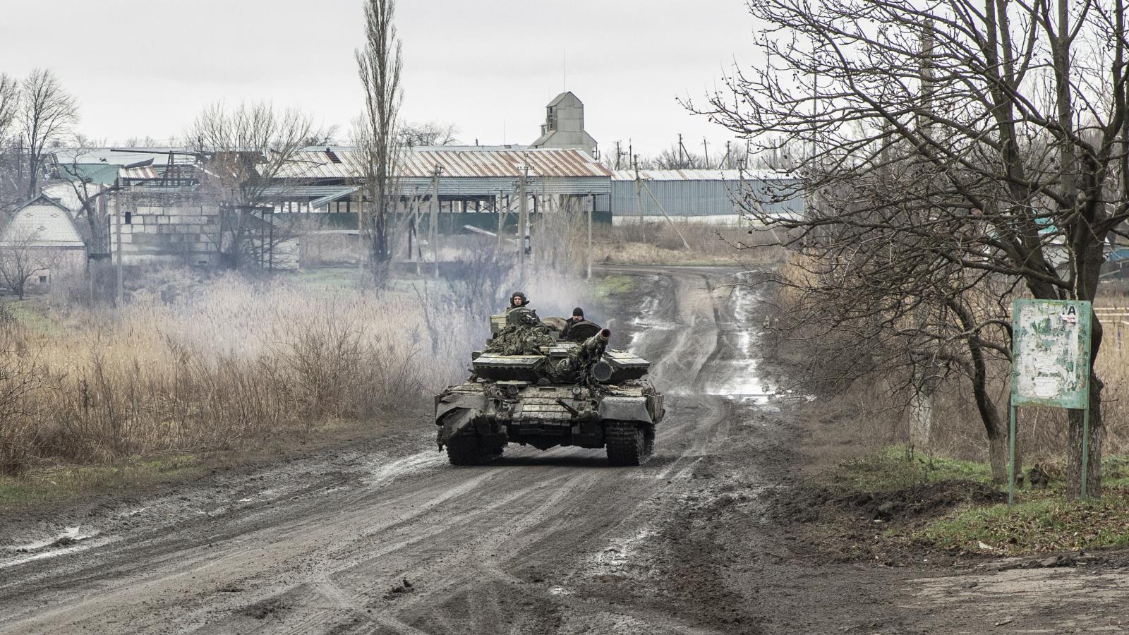 Ukrán tank Avgyijivka közelében. 