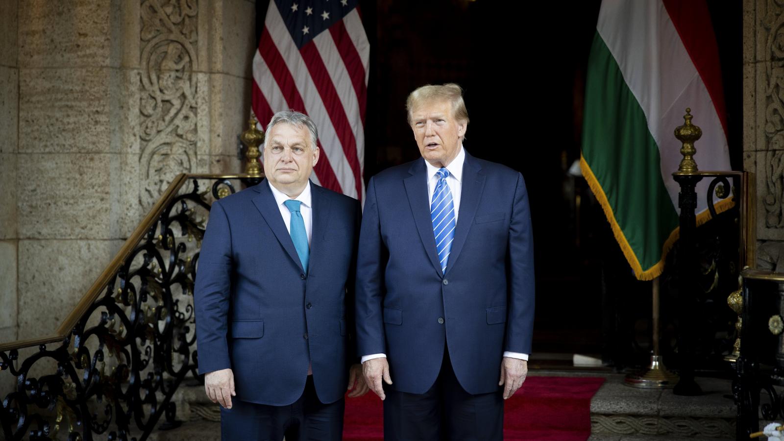 Orbán Viktor kormányfő és Donald Trump korábbi amerikai elnök Trump floridai rezidenciáján, Mar-a-Lagóban