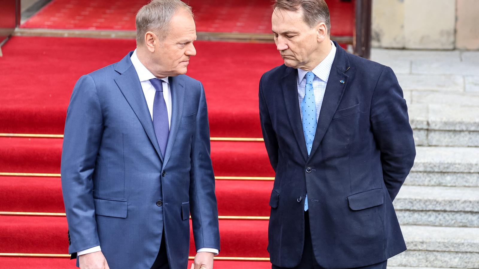 Donald Tusk és Radoslaw Sikorski