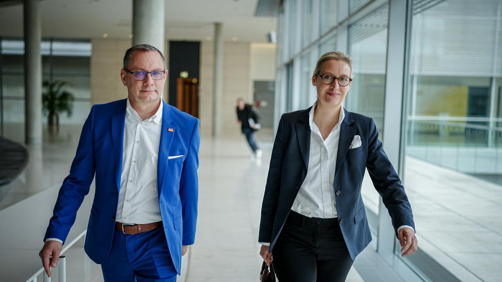 Tino Chrupalla és Alice Weidel, az AfD EP-frakciójának két vezetője