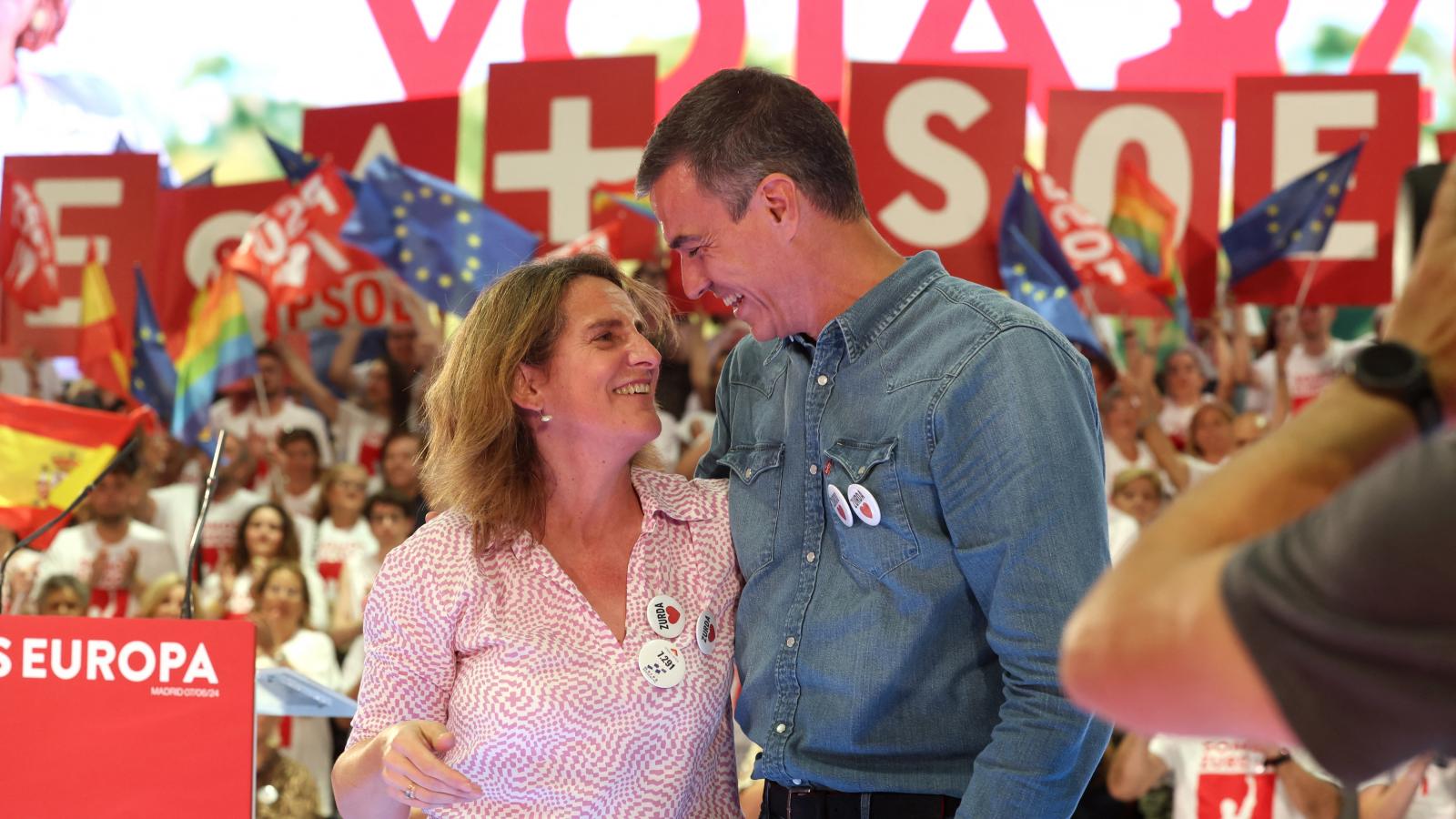 Teresa Ribera Pedro Sánchez miniszterelnökkel június 7-én