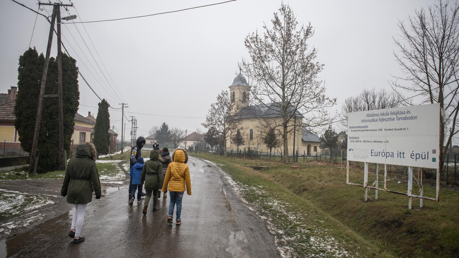 Nem csak a társadalmi helyzet a döntő: a felmérés szerint a lányok a kreativitás területén mindenhol jobban szerepeltek a fiúknál