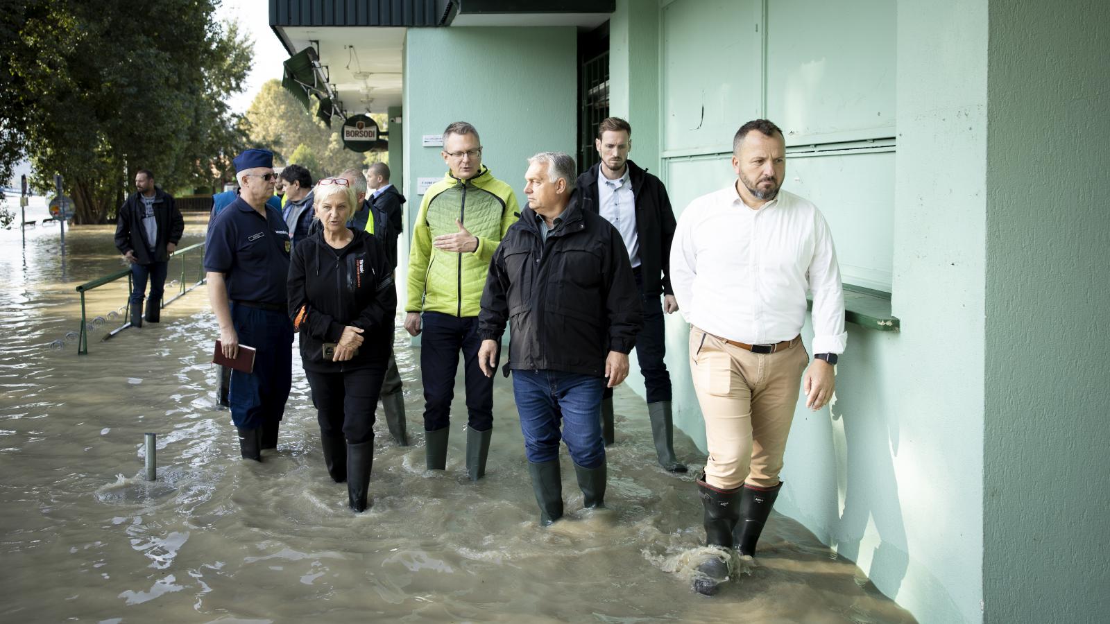 Rétvári Bence és Orbán Viktor Nagymaroson szeptember 18-án 