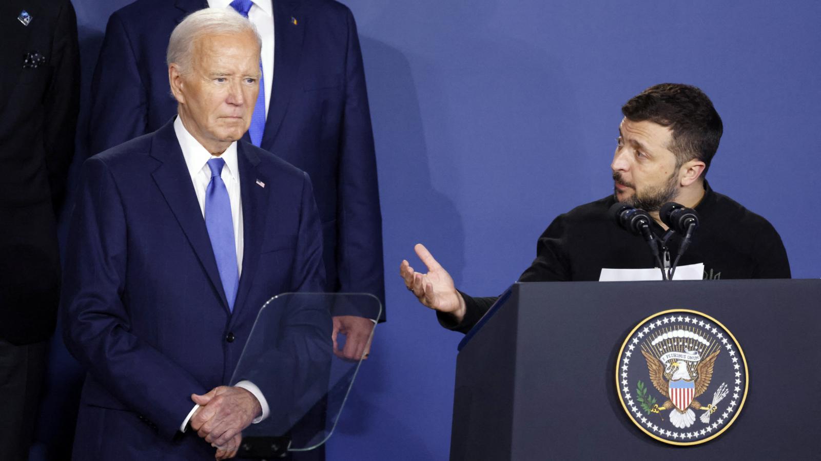 Joe Biden és Volodimir Zelenszkij a 2024. július 11-i NATO-csúcson Washingtonban