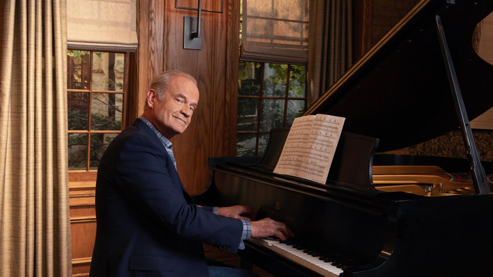 A második évadban Kelsey Grammer udvariasan átadja a teret az új szereplőknek