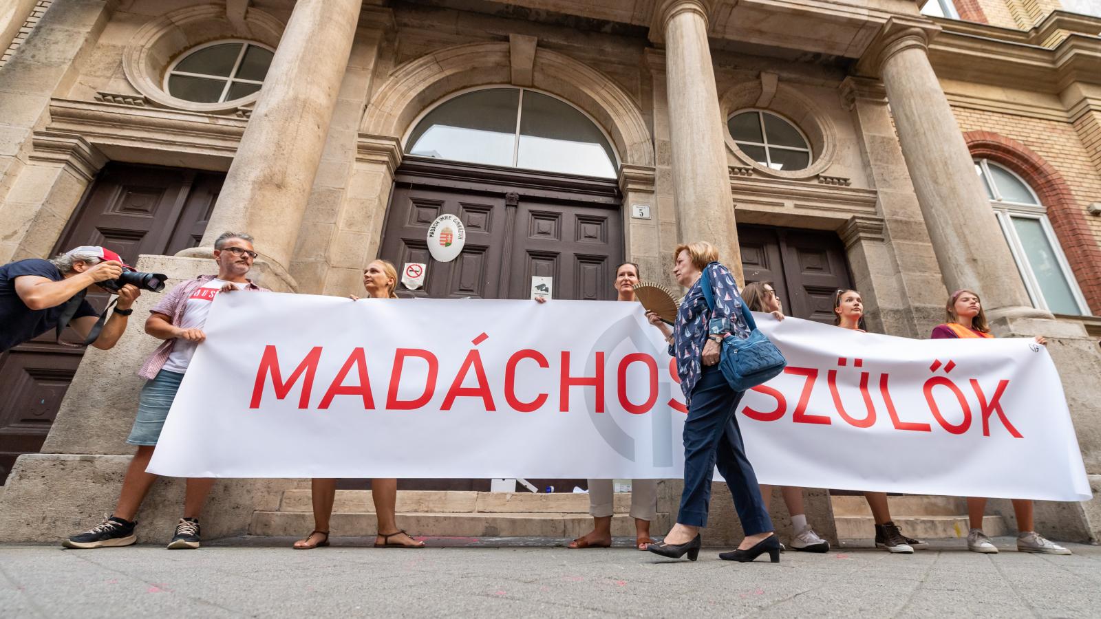 A szülők nélkül nem tudnak megfelelő színvonalat biztosítani