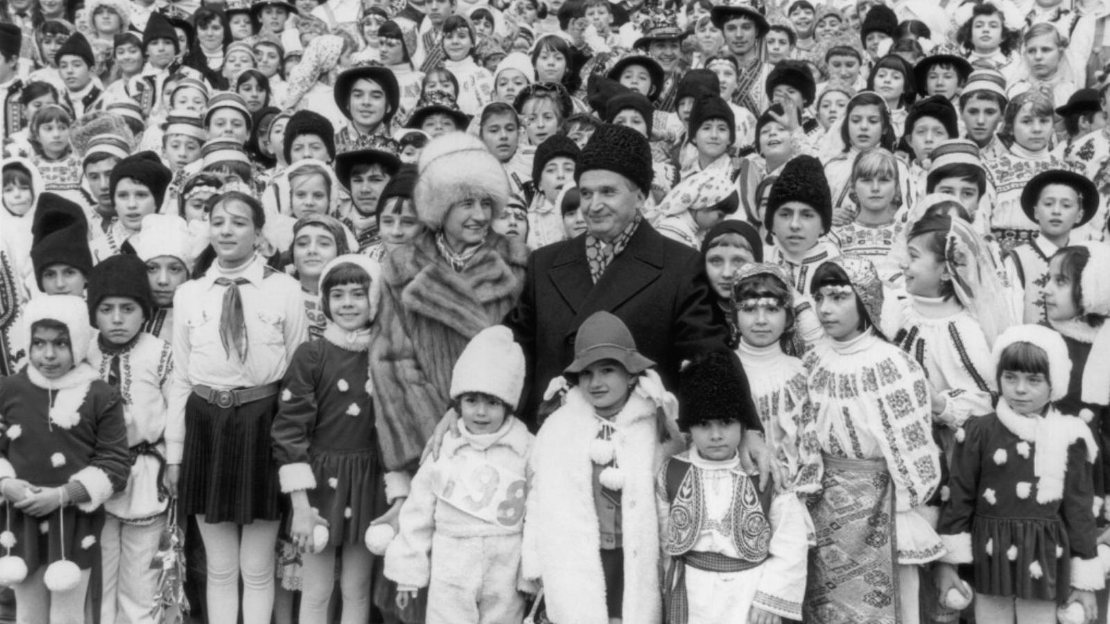 A „gyermekszerető” diktátor és felesége, Elena FOTÓ: EUROPRESS/GETTY IMAGES/HULTON ARCHIVE