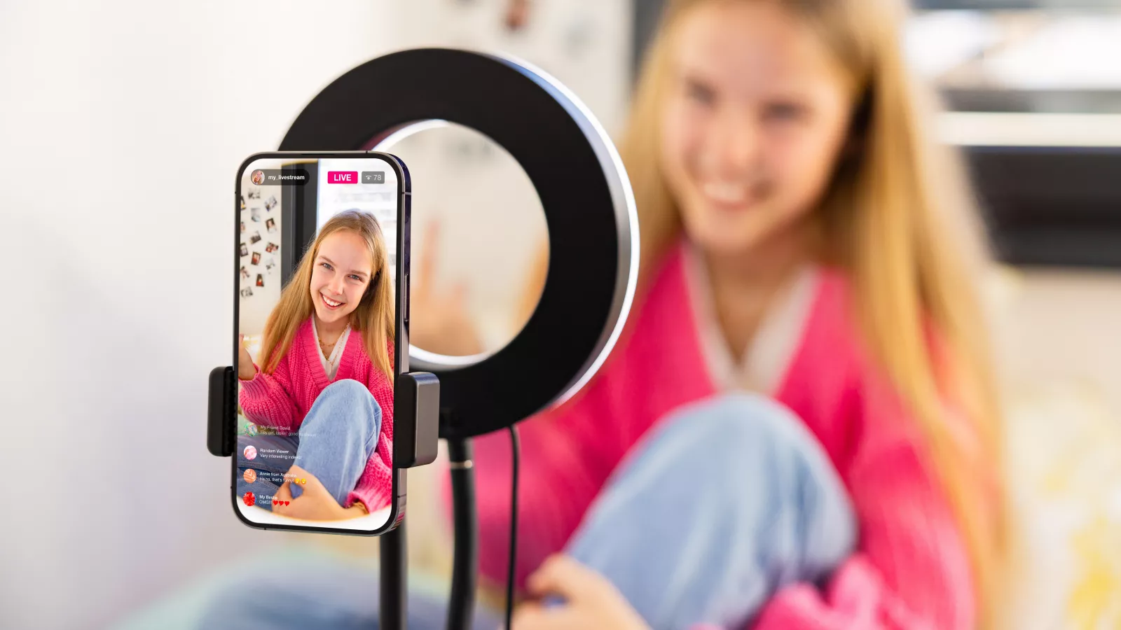  Az Instagramon korábban bevezetett biztonsági funkciókat kiterjesztik a Facebookra és a Messengerre is