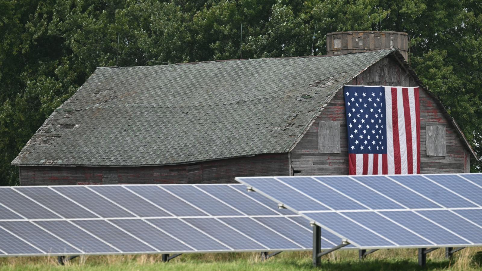 Napelemtáblák Wisconsin államban 2024. szeptember 5-én 