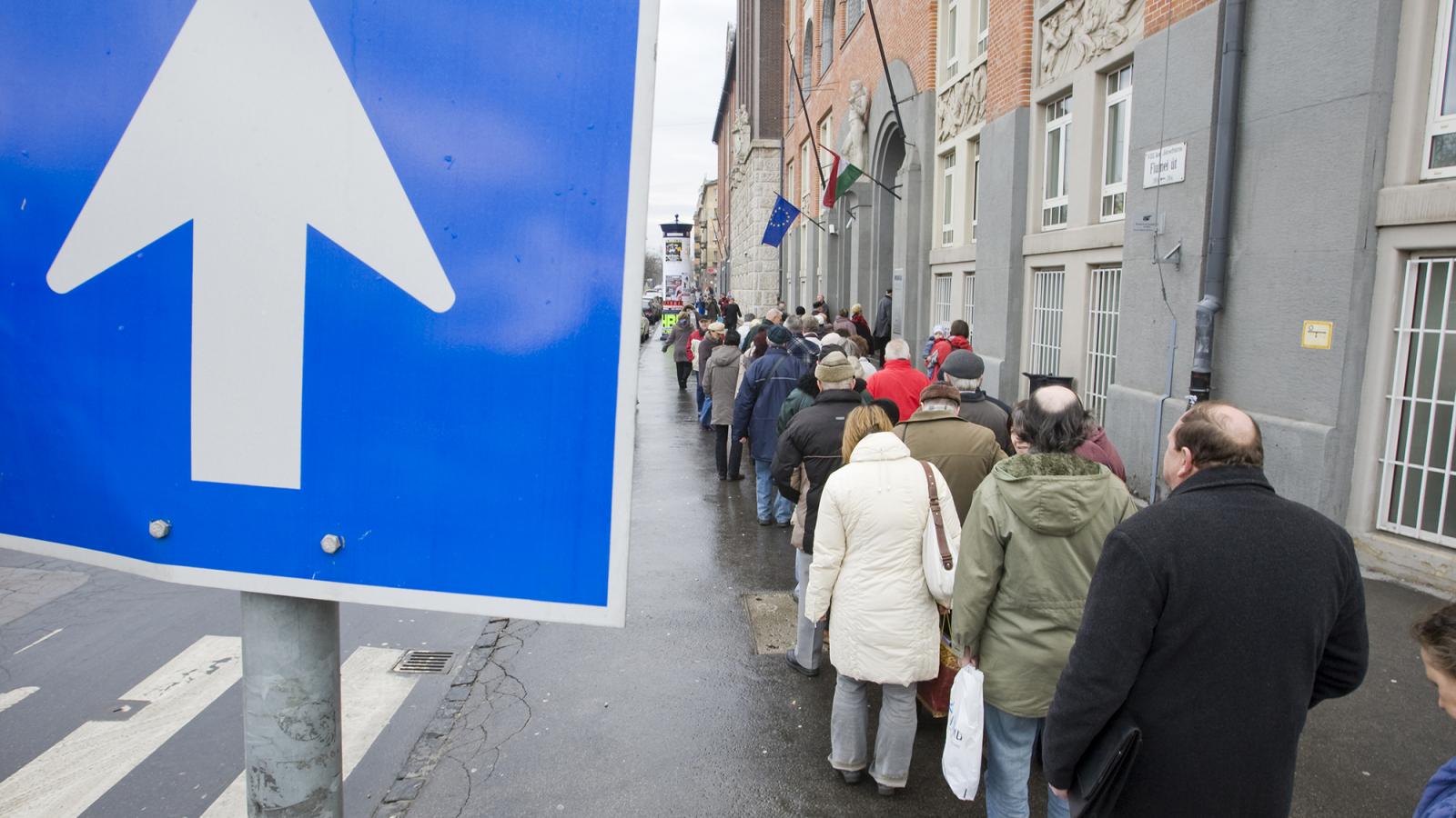 Devizahitelesek
sora. A vesztesek
erősen érdekeltek
a rezsim
leváltásában