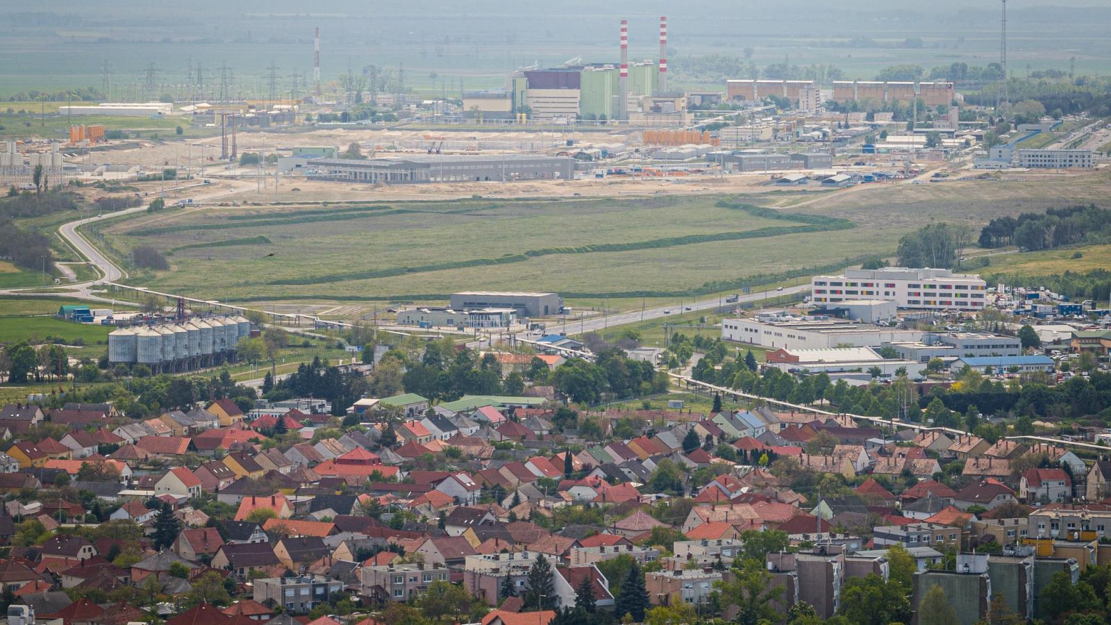 A magyar állam rendületlenül elkötelezett Paks 2 mellett