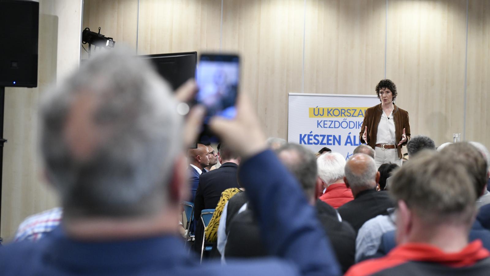 Korábbi felvétel 