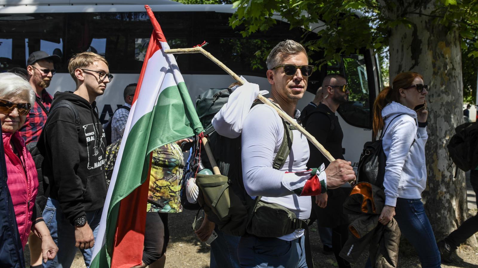 A bazilikától indult Nagyváradra a Tisza Párt vezetője