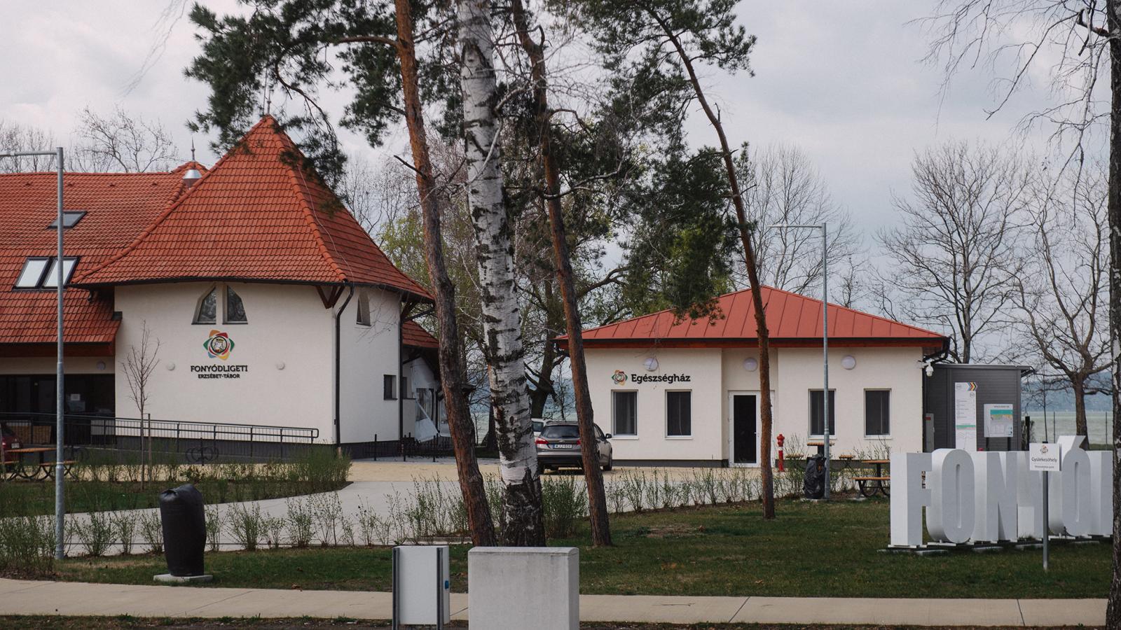 Fonyódligeti ottalvós Erzsébet-tábor. Ez a típus marad
