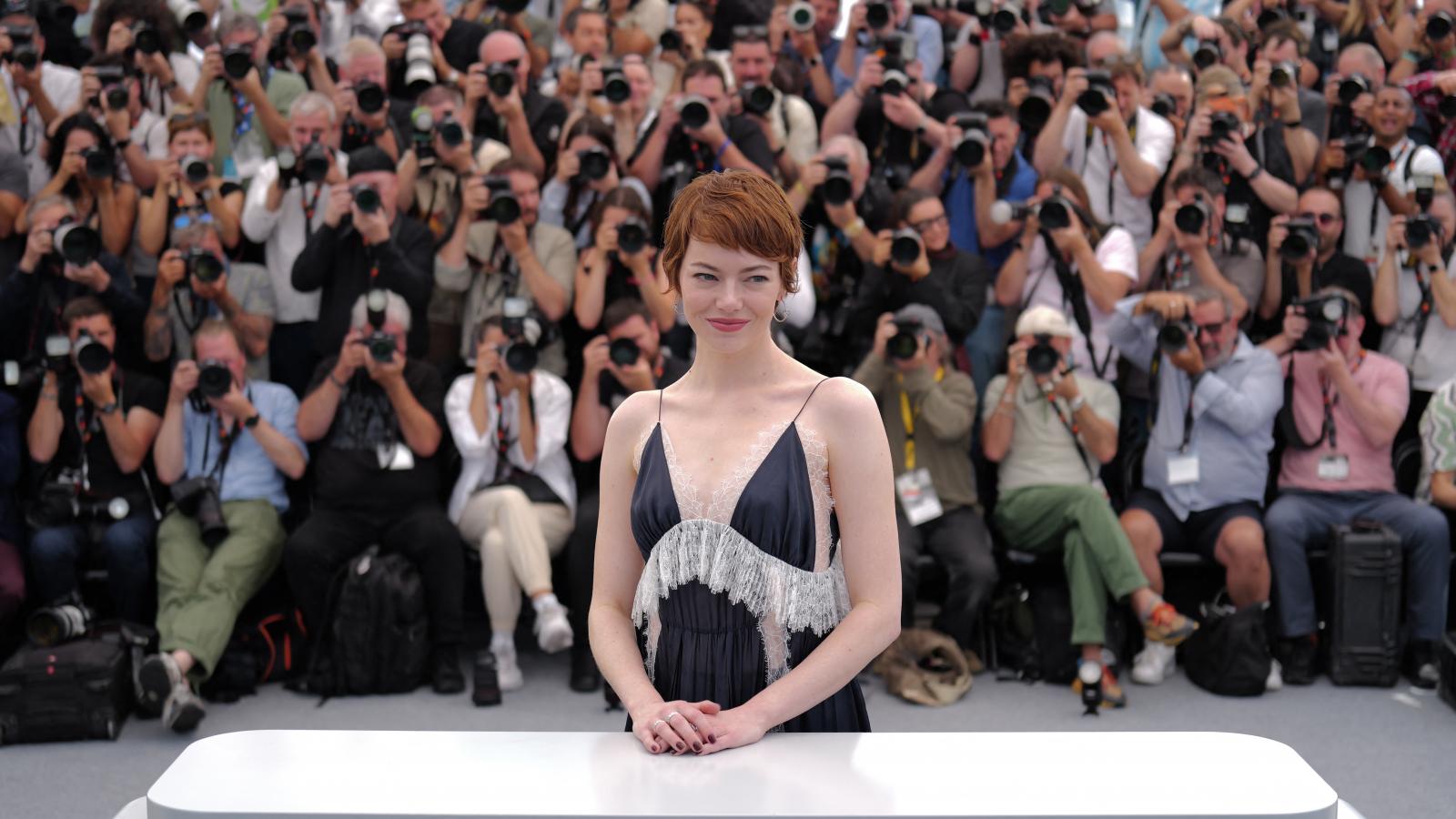 Emma Stone Cannes-ban május 17-én 
